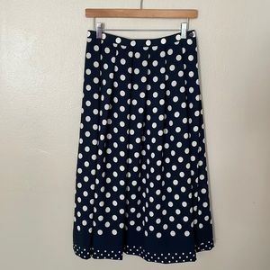EUC Liz Claiborne Navy Polka Dot Skirt. Size 10